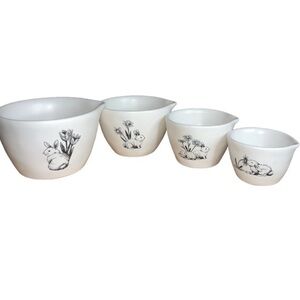 Rae Dunn bunny/ Easter measuring cups